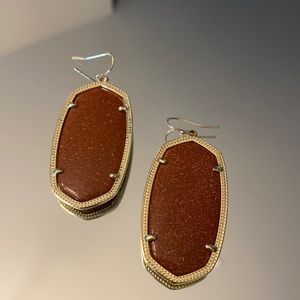 Ellen Drop 4cm earrings